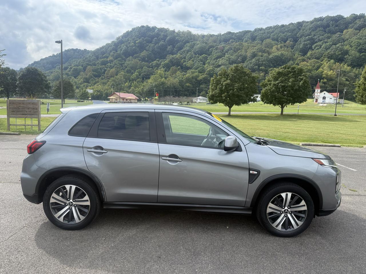 mitsubishi outlander sport 2024 JA4ARUAU9RU009590 image mitsubishi outlander sport 2024 JA4ARUAU9RU009590 image